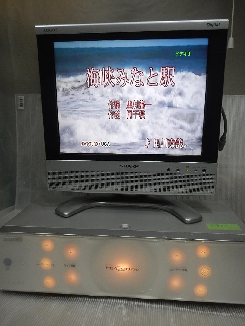 ジョイサウンドカラオケ機　JS-W1 mic　RCAvideoコード付き