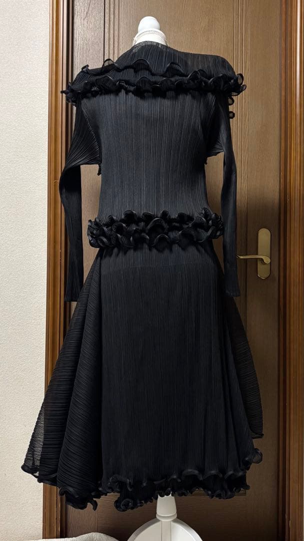 PLEATSPLEASE☆フリルジャケット・スカート　レアなパーティードレス