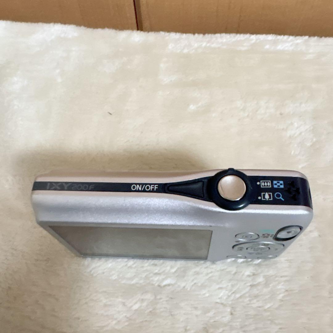 Canon IXY 200F コンパクトデジタルカメラ　シルバー