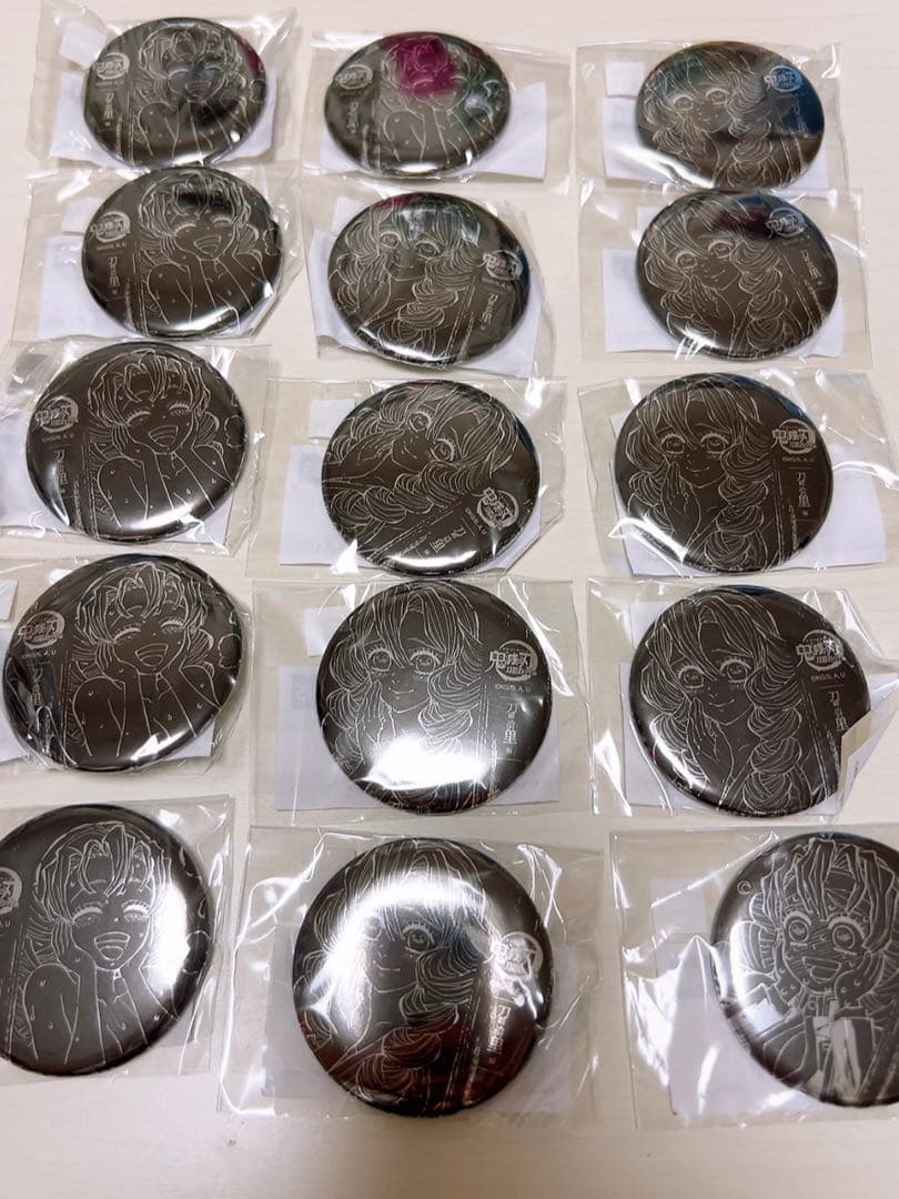 鬼滅の刃 全幕間画Webshopくじ B賞メタリック缶バッジ 刀鍛冶の里 柱稽古