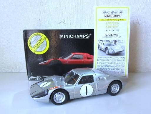 値下 MINICHAMPS 1/18 ポルシェ 904 カレラ GTS 日本GP