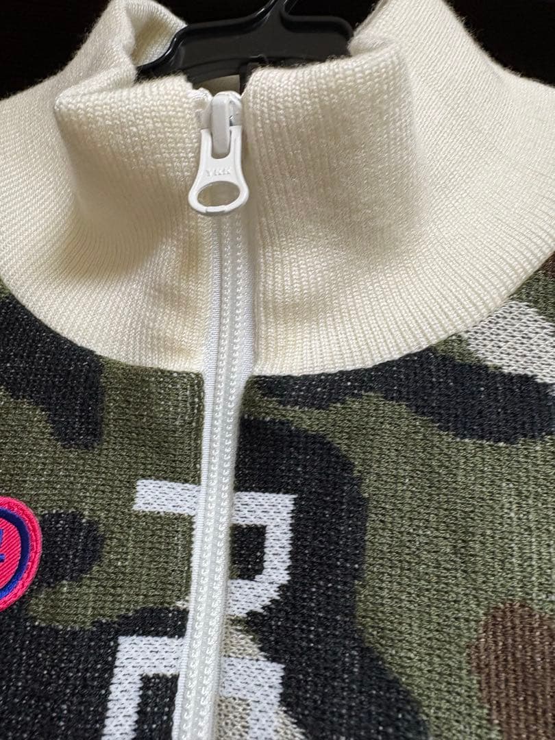 パーリーゲイツ迷彩柄蓄熱ジップアウター美品