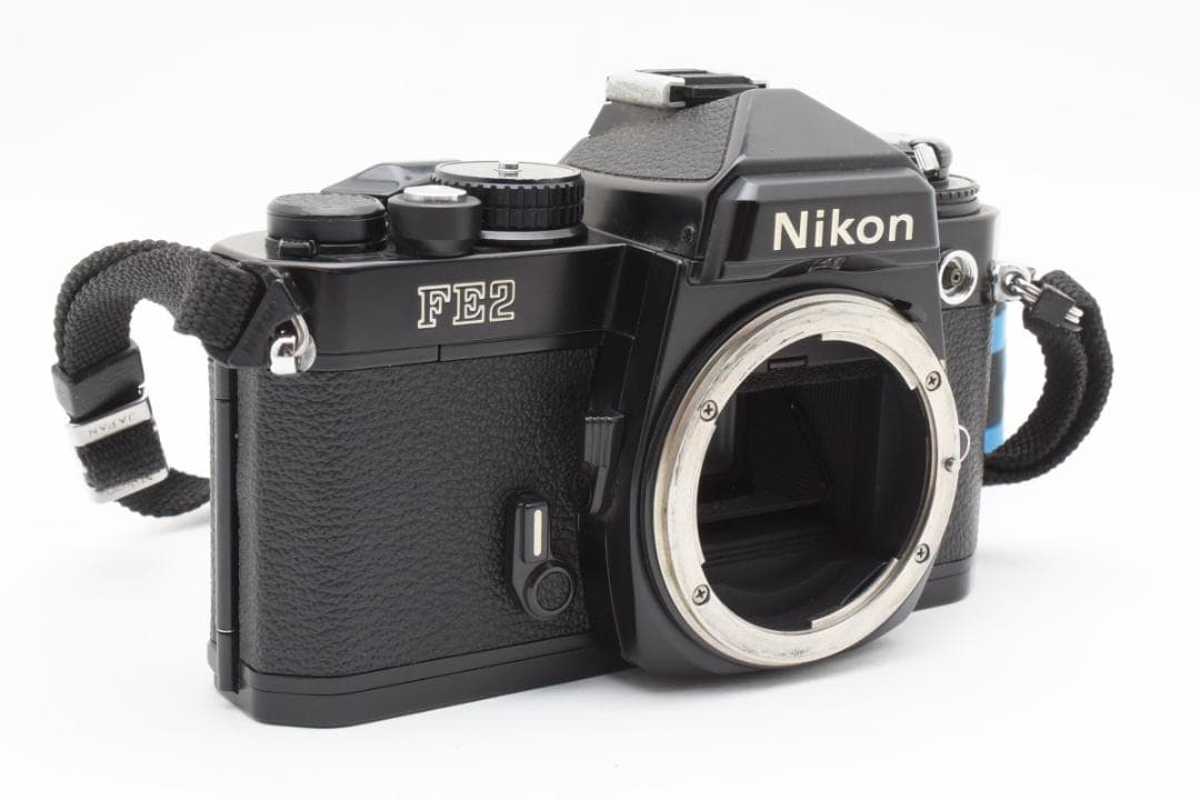 超美品 NIKON FE2 ブラック　フィルムカメラ　モルト新品交換済 M245