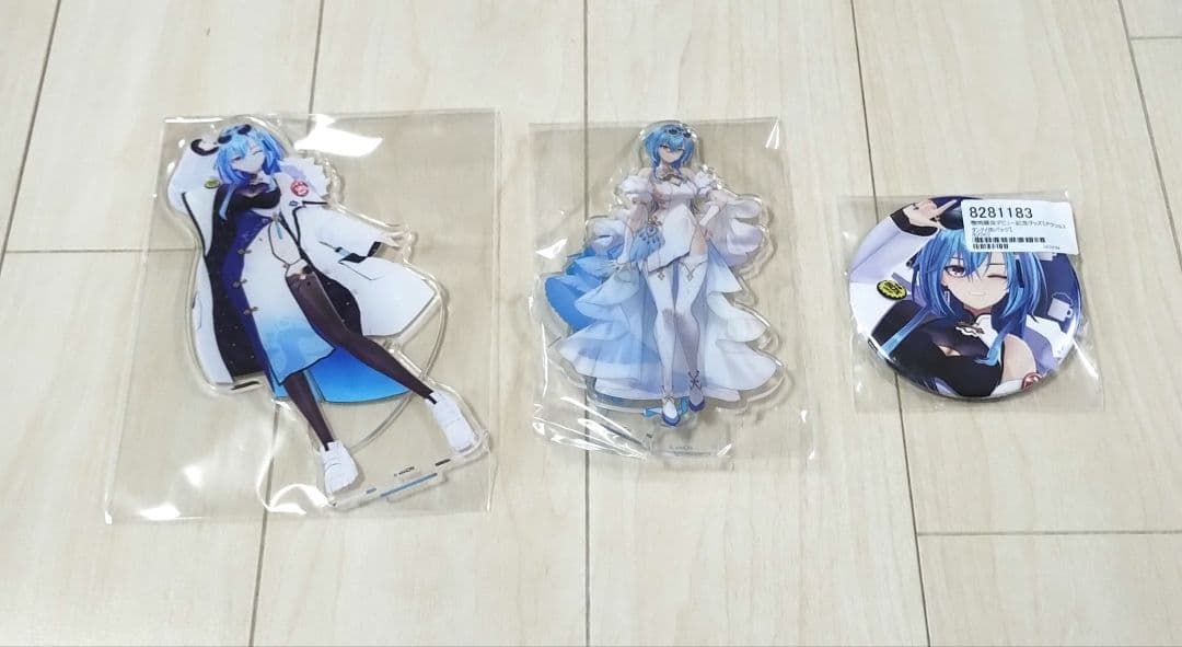 あおぎり高校　春雨麗女　デビュー記念　5周年　アクリルスタンド　缶バッジ