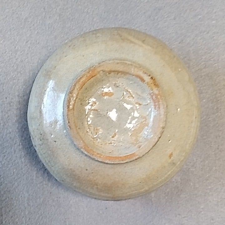 李朝白黒象嵌三島ぐい吞み　李朝　李朝ぐい吞み　李朝三島ぐい吞み　李朝三島