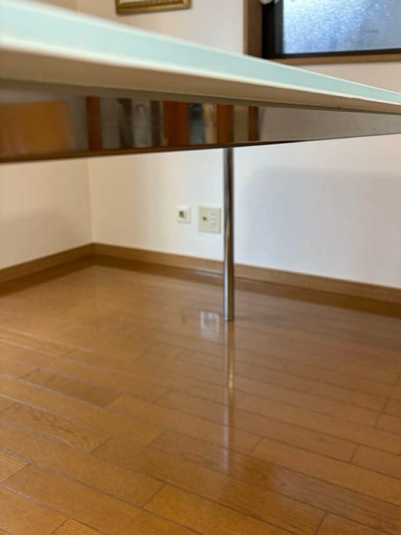 フリッツハンセン Fritz Hansen プラーノ ダイニングテーブル