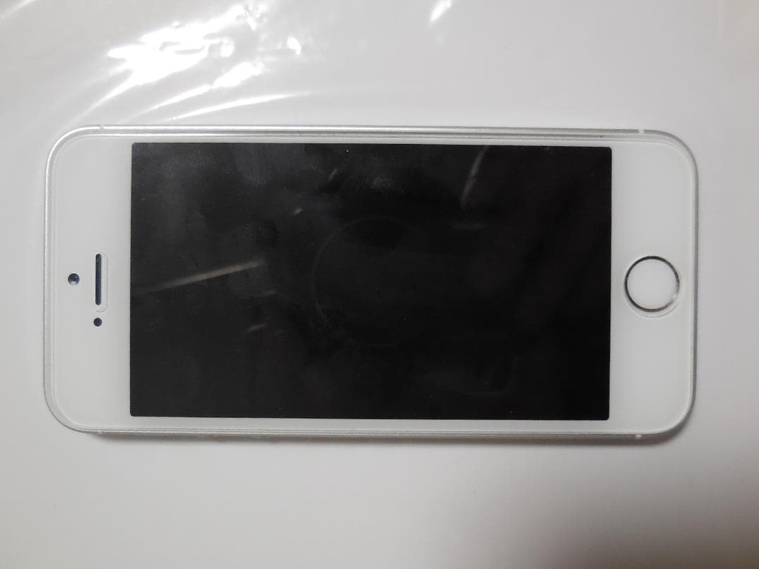 docomo iPhone SE 第1世代 64GB シルバー