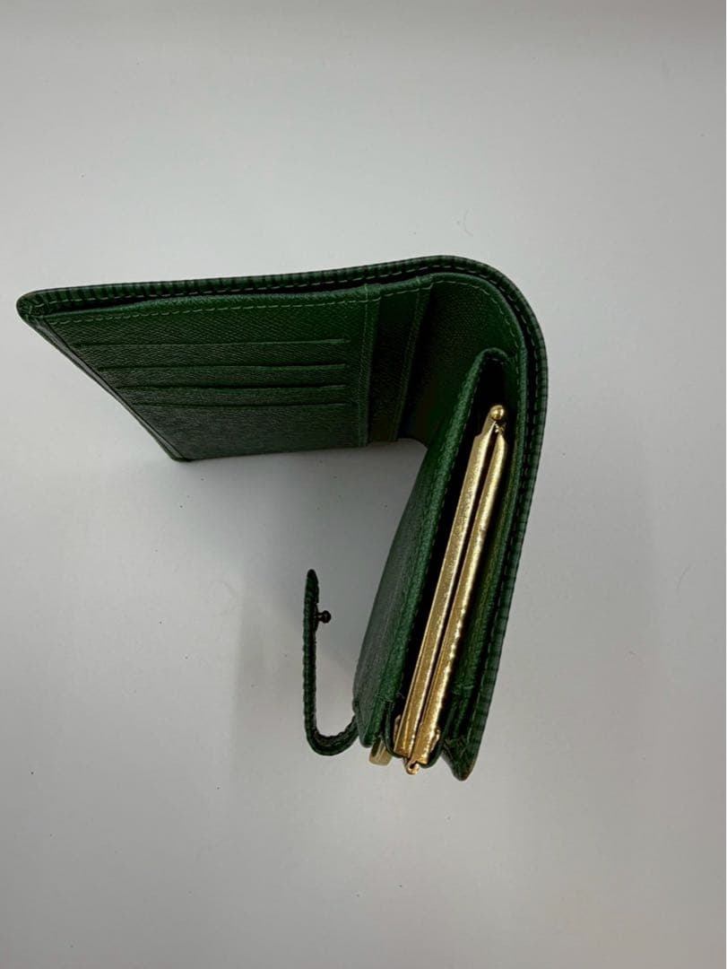 YU：Louis Vuitton エピ　ポルトモネ　ビエ　ヴィエノワ