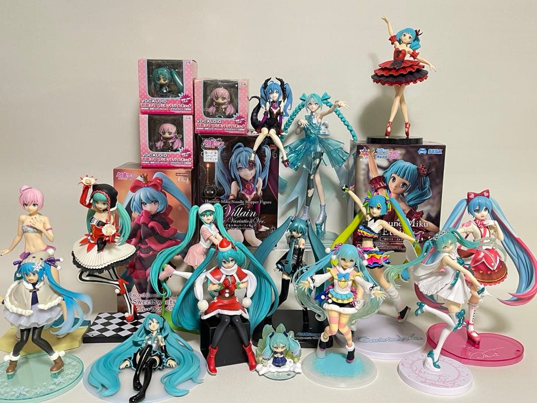 初音ミク　フィギュア　19体まとめ売り
