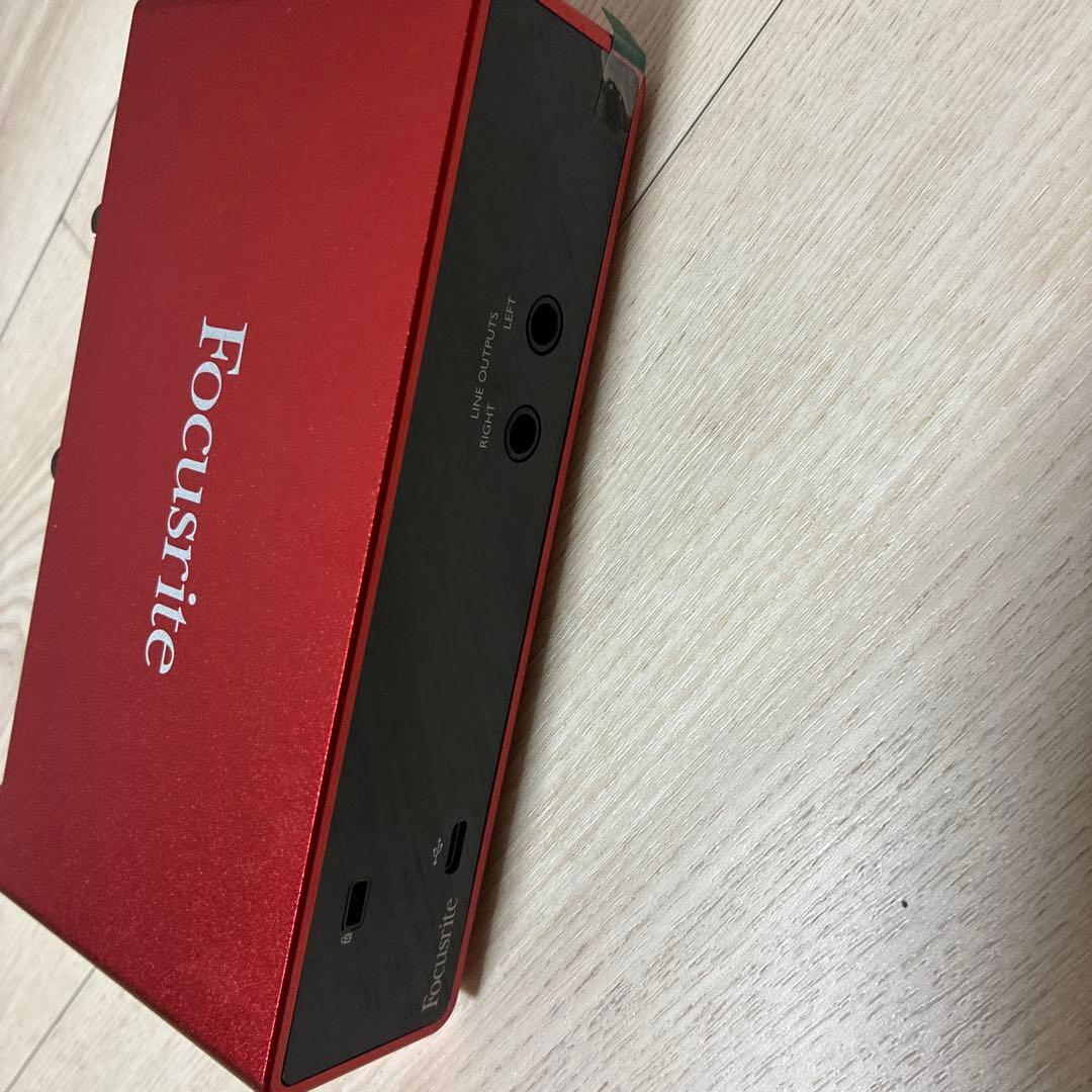 Focusrite オーディオインターフェイス