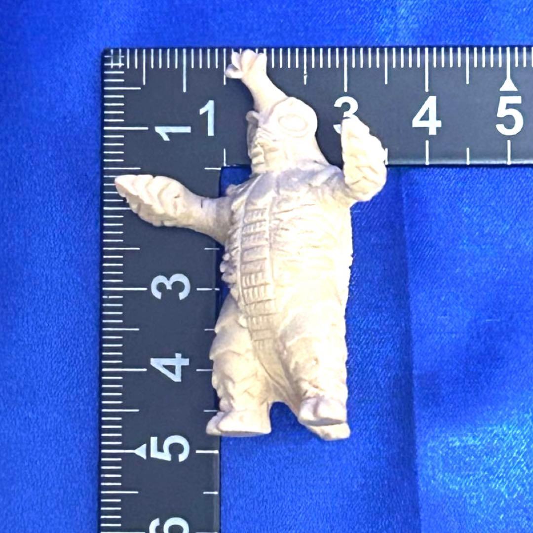 【匿名配送】東宝　怪獣消しゴム『メガロ』 レアもの