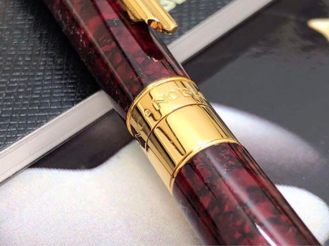 モンブラン　★金運幸運を呼ぶパワー石！レッドメノウ・マーブル特別なノブレスドウエ