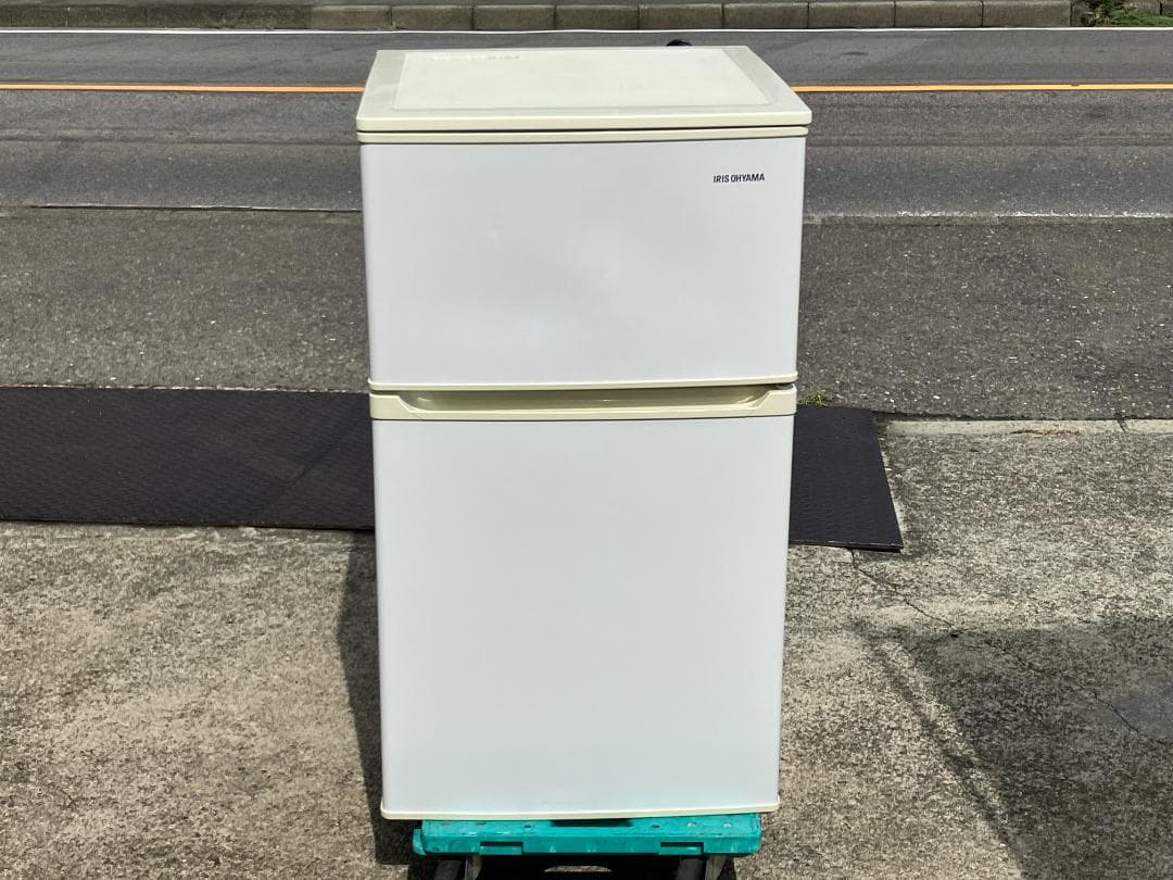 愛知岐阜/送料無料★アイリスオーヤマ　90L冷蔵庫　KRSD-9A-W 19年製