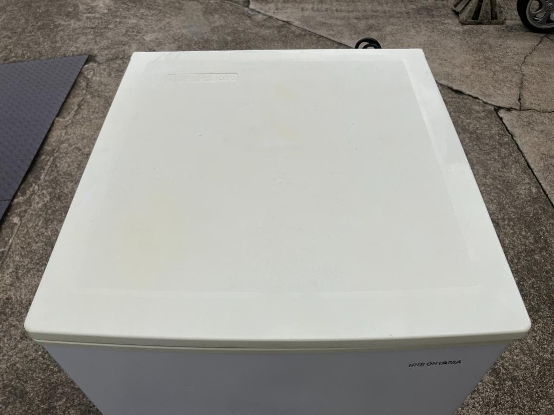 愛知岐阜/送料無料★アイリスオーヤマ　90L冷蔵庫　KRSD-9A-W 19年製