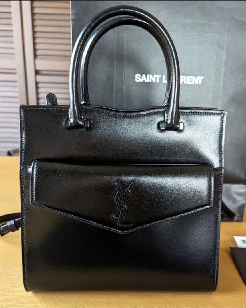 専用SAINT LAURENT ブラックレザーショルダーバッグ