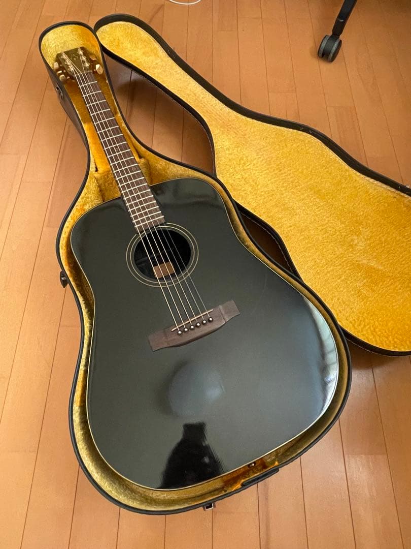 アコースティックギター YAMAKI 黒 ハードケース付き