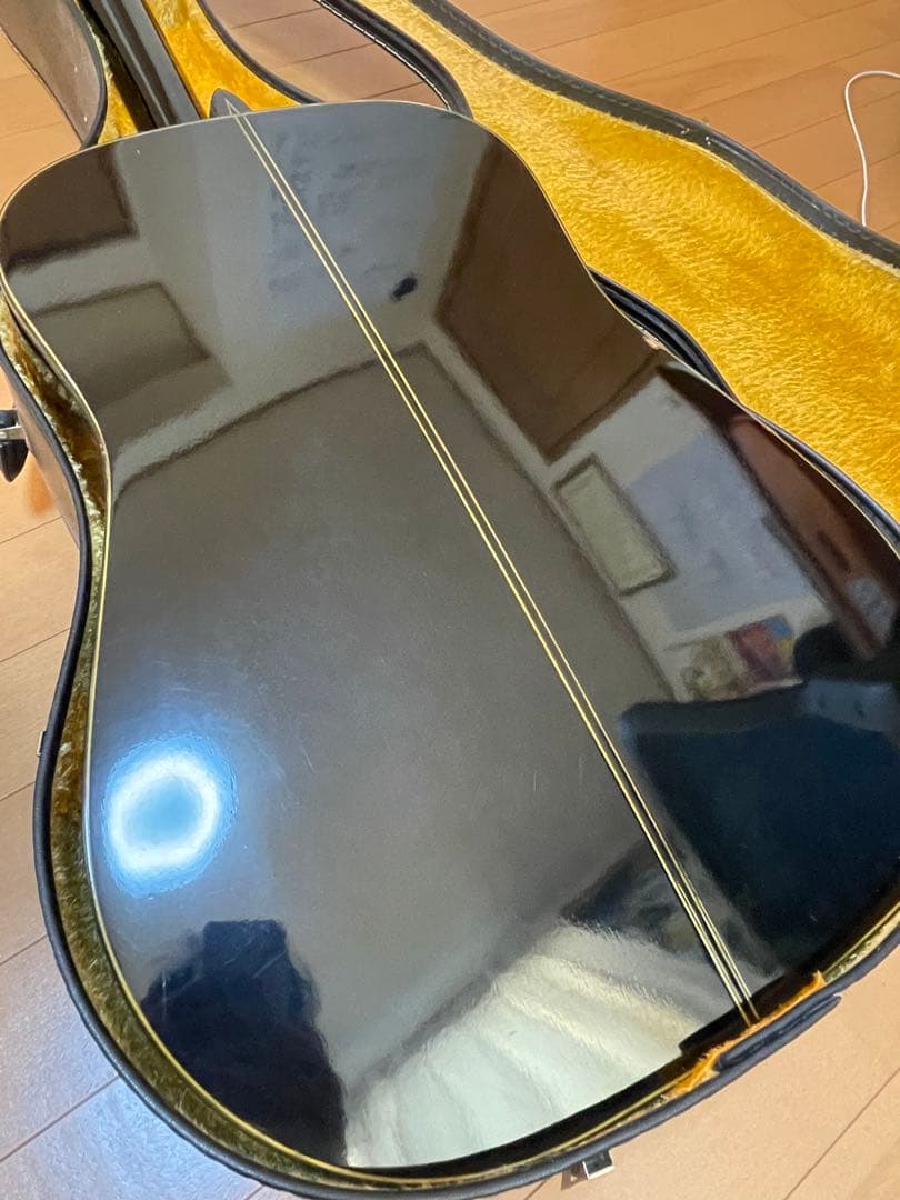 アコースティックギター YAMAKI 黒 ハードケース付き