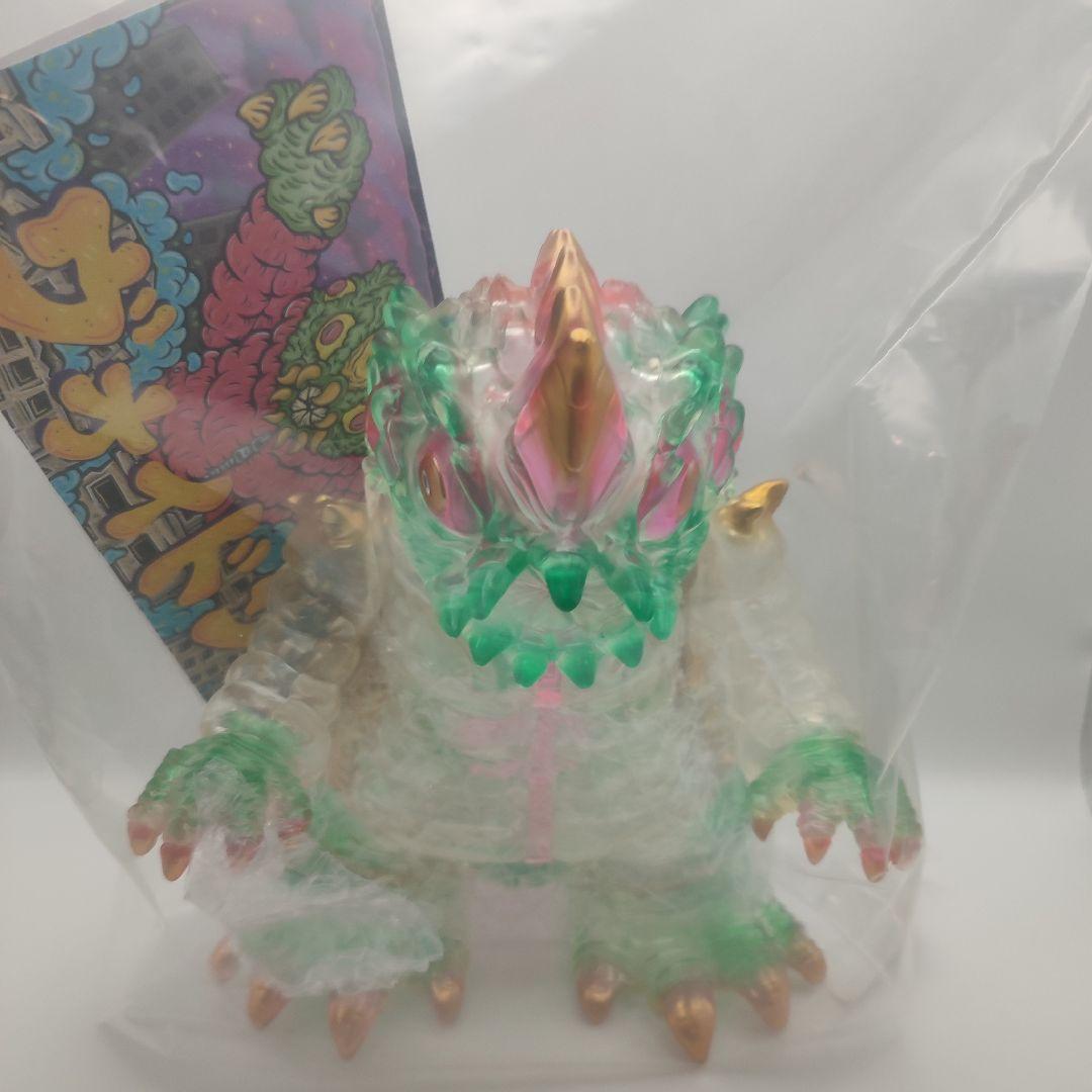 gyaromi メディコムトイ　ヴォイドン フィギュア クリアグリーン