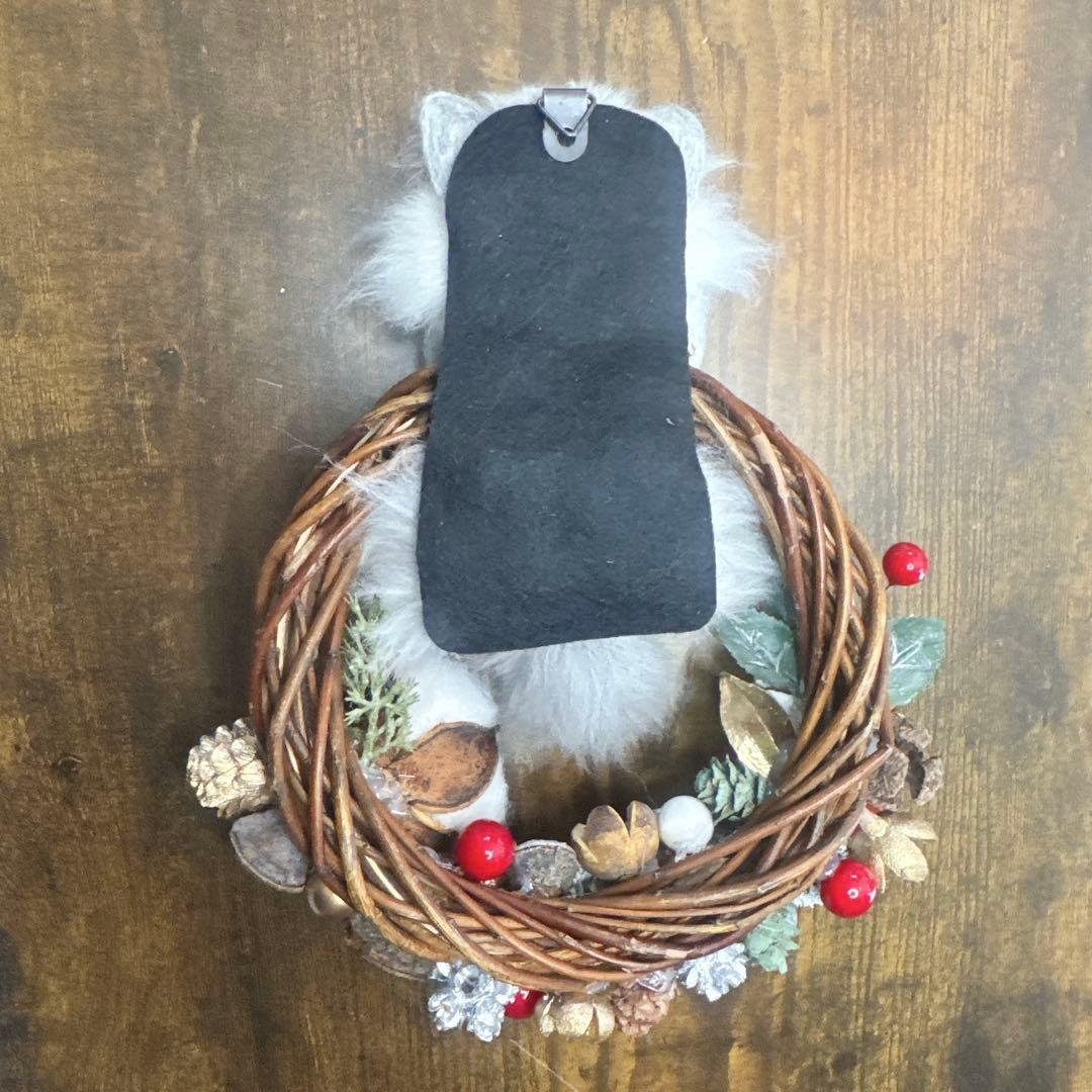 羊毛フェルト 猫 チンチラシルバー 猫リース クリスマス