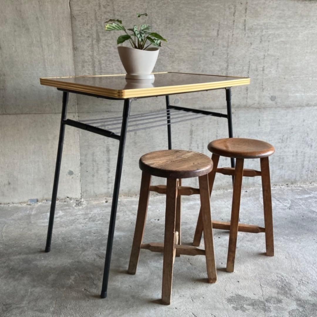 テーブル 机 折り畳み 鉄脚 作業机 食堂 木目調 棚付き 当時物 昭和 レトロ