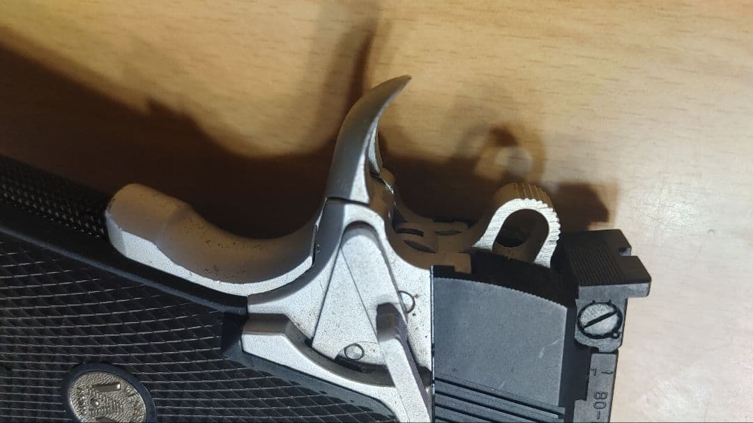 BERTTA M93R& COLT MK IV エアガン　ジャンク品扱い