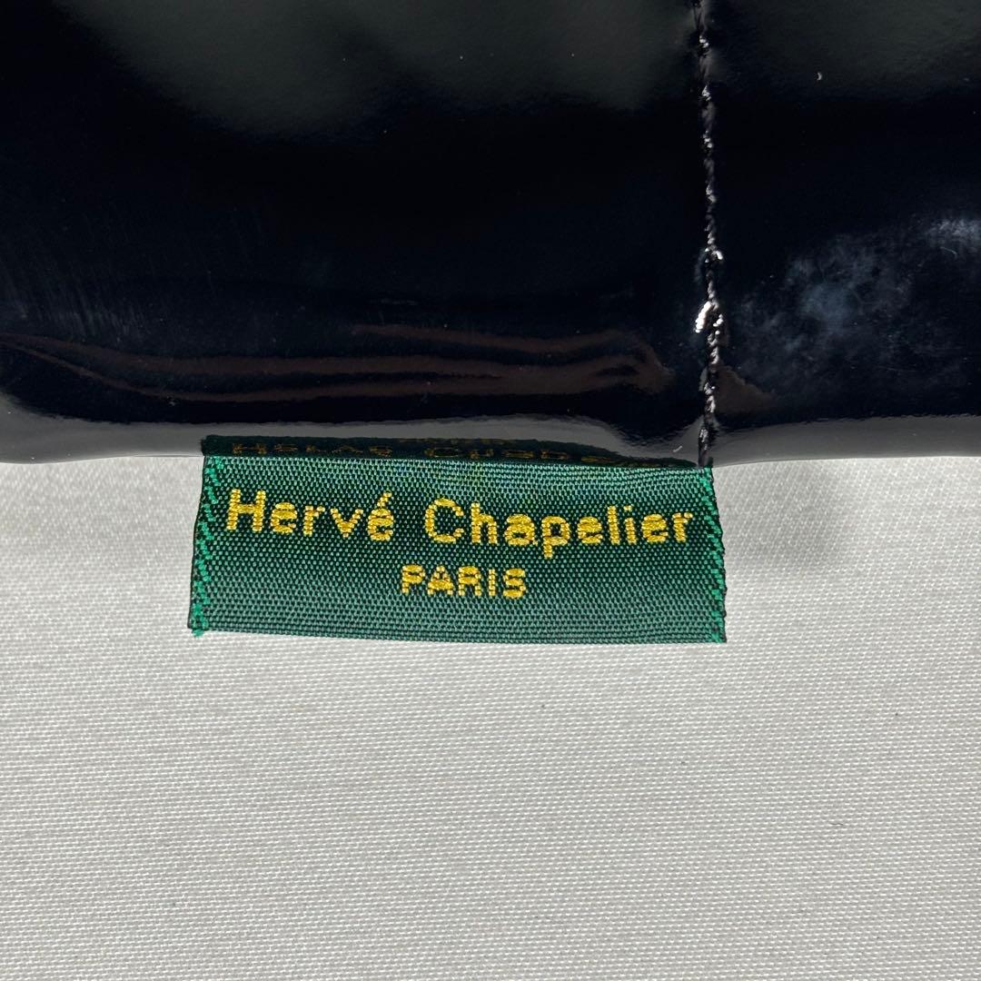 エルベシャプリエ ショルダーバッグ 斜め掛け 舟形 ヴェルニ エナメル ブラック