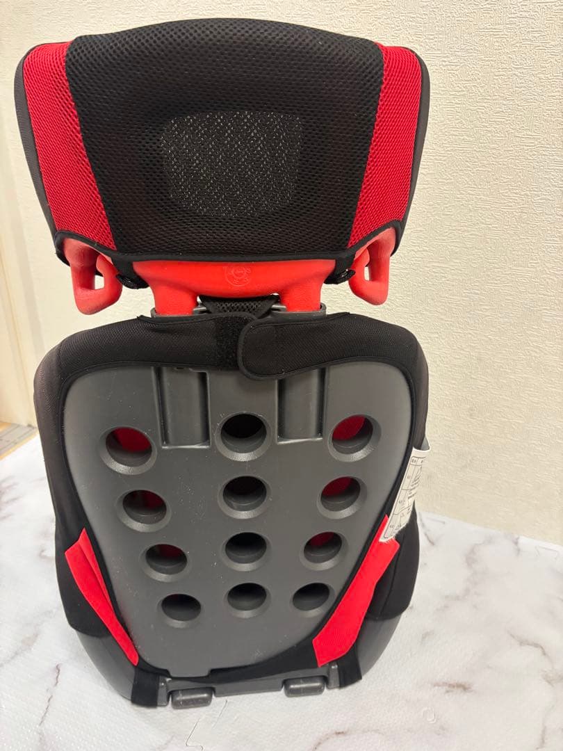 エールベベ・サラット　3ステップクワトロST ジュニアシート　インパクトシールド