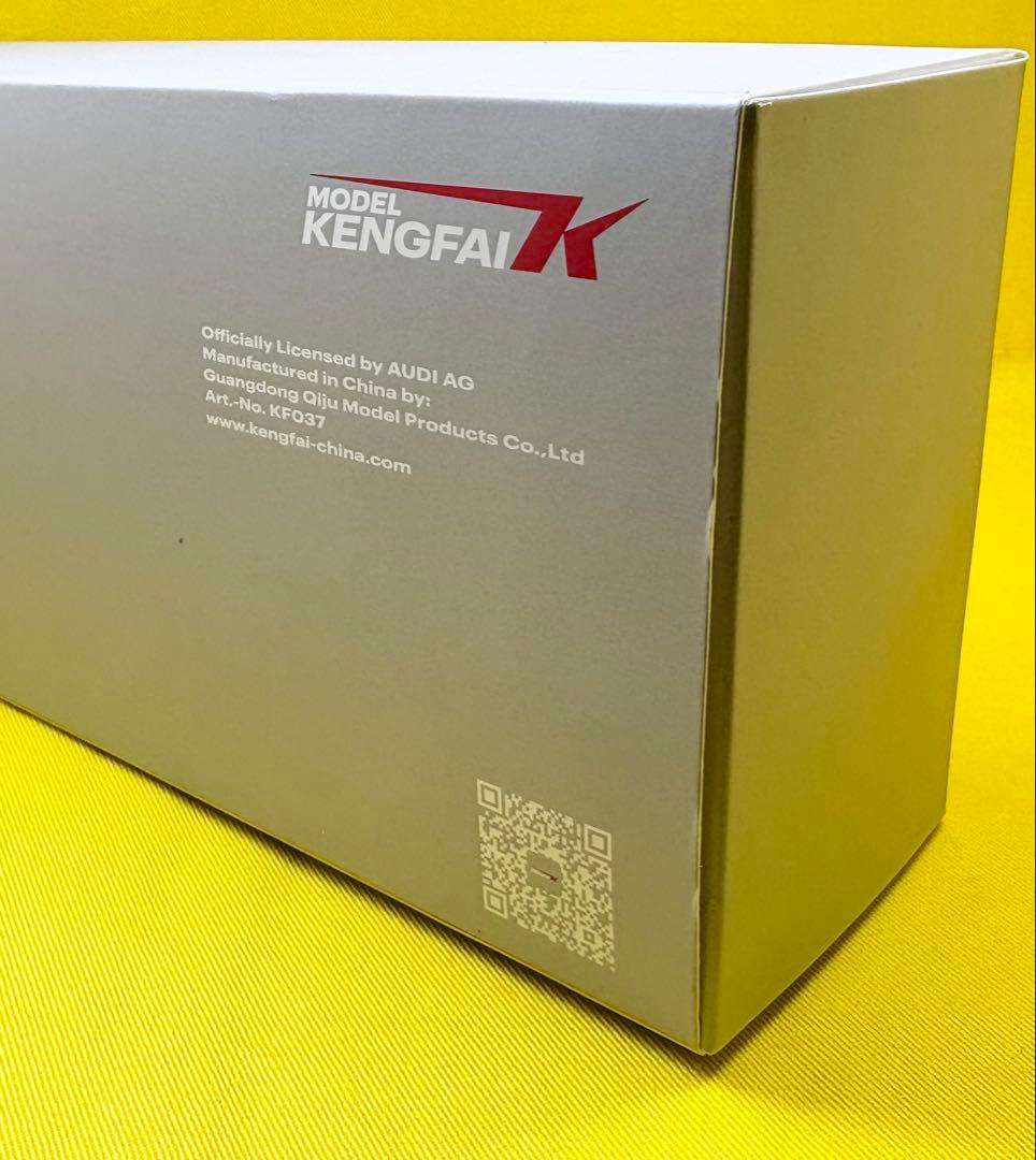 KENGFAI 1/64 スカニア S730 車両運搬トランスポーター 白　希少