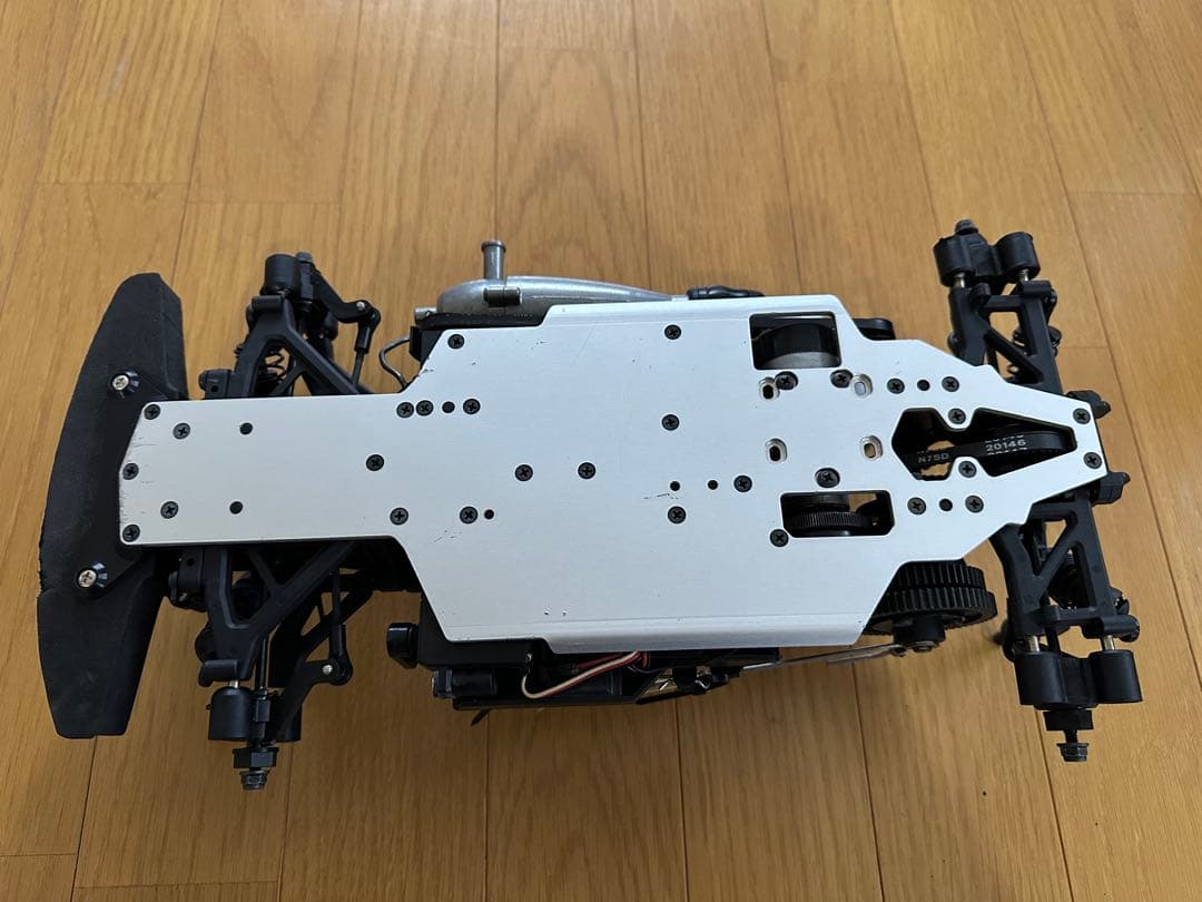 KYOSHO V-One S ⅢEvo TOM'S SC430