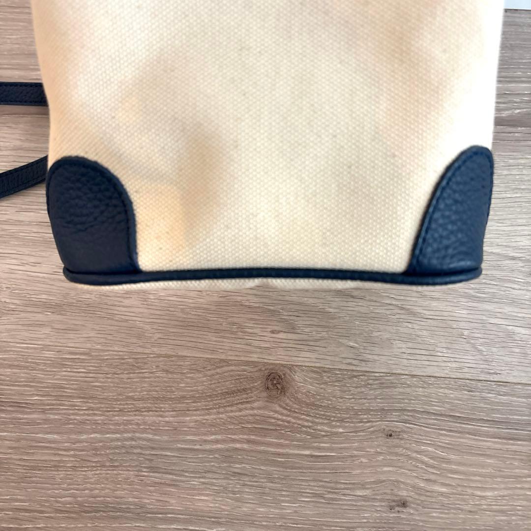 美品！Ayakoバッグ　gypsohila ジプソフィア 巾着型　ストラップつき