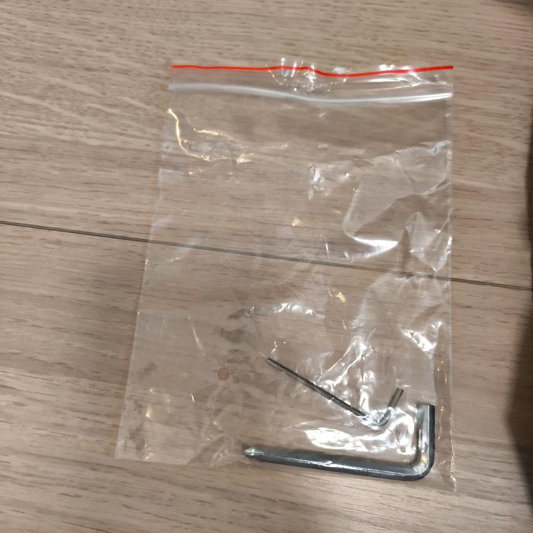 ほぼ未使用・美品タグ付　子供が乗れるスーツケース　キャリーケース　TSA　おまけ