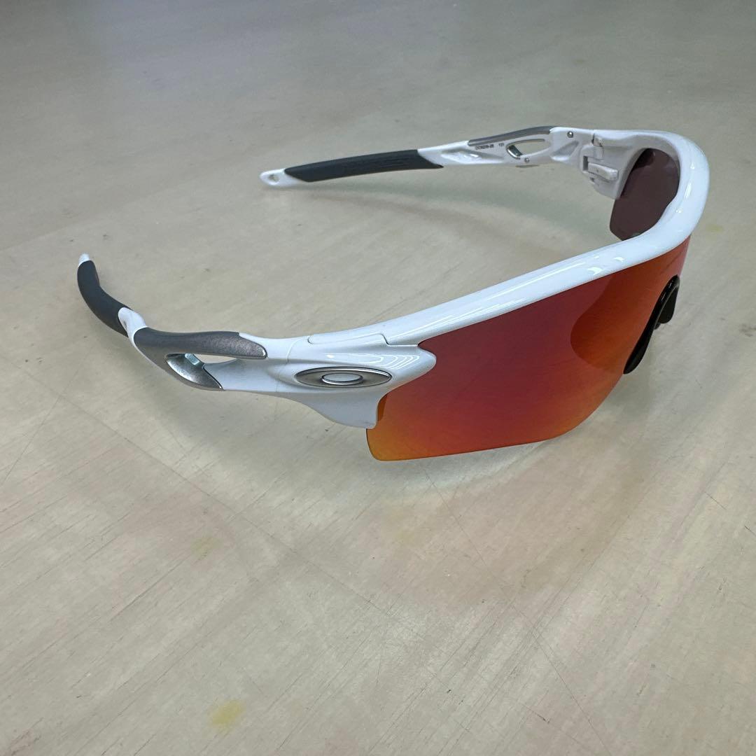 大幅値下げ!オークリー　サングラス　プリズム　野球　ゴルフ