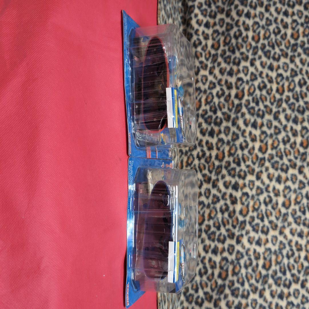 ３０周年　Thunderbirds フィギュア 2体セット