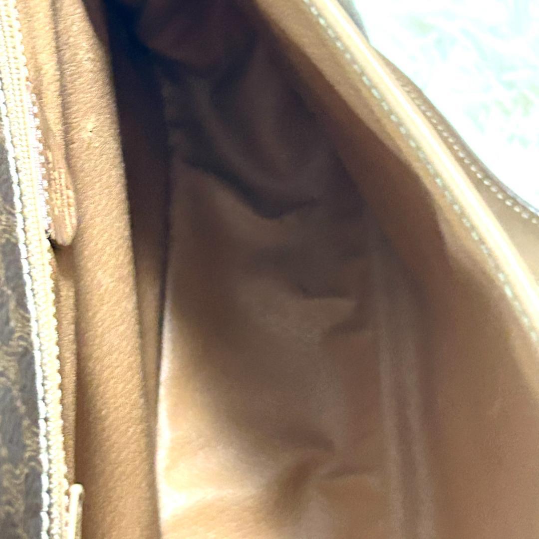 セリーヌ　ショルダーバッグ　マカダム　ヴィンテージ　金具　ゴールド　PVC