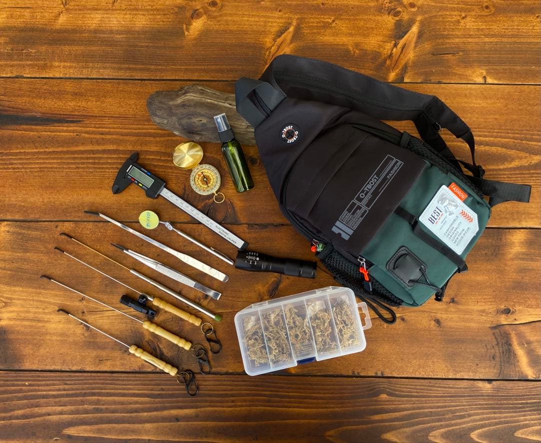 クワガタ採集セット　オリジナル掻き出し棒　デジタルノギス　採集ケース　虫除け