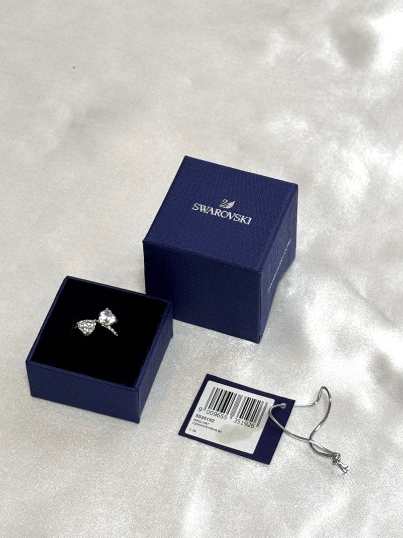 スワロフスキーAttract Soul オープンリング