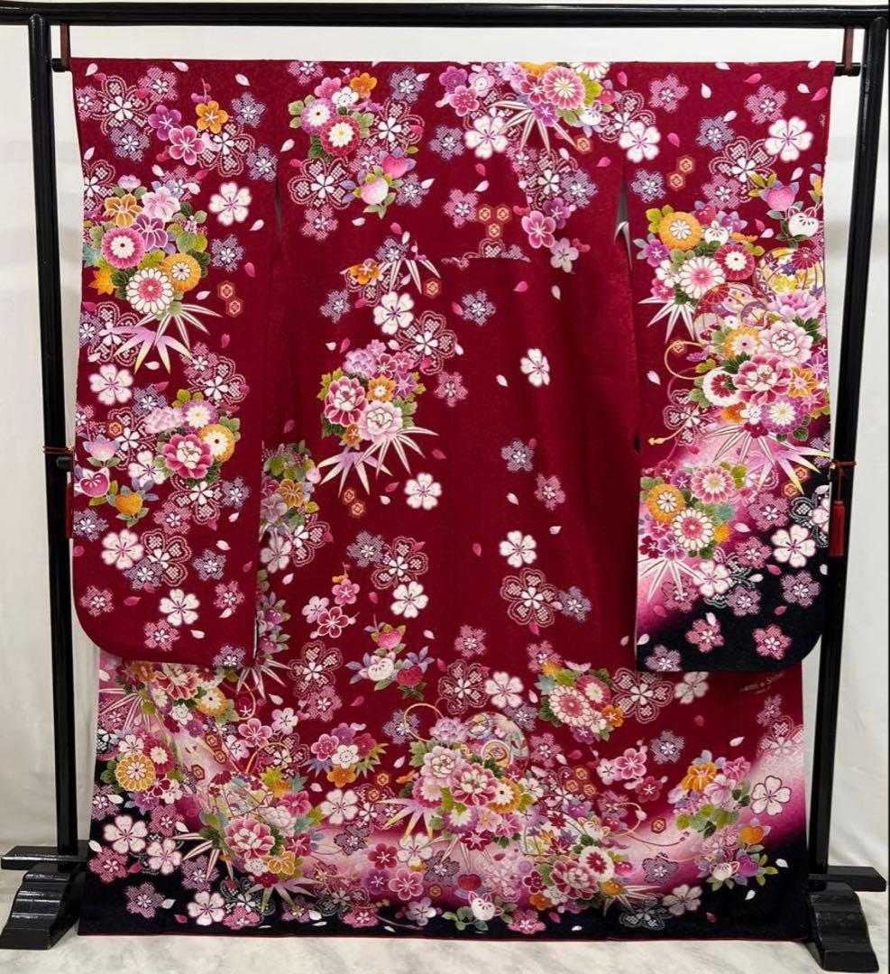 振り袖　フルセット　長襦袢付　ブランド　金彩加工　刺繍入り　銀通　成人式　735