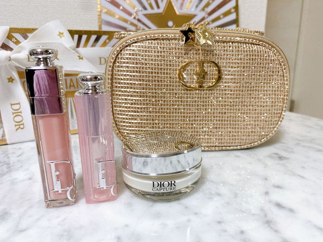 【新品】ディオール dior 2025ホリデーオファーリップ　ポーチ　クリーム
