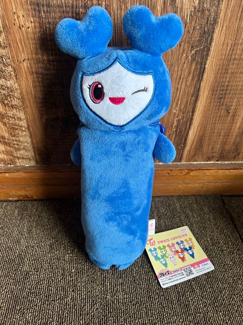 TWICE LOVELYS GiGO限定　ぬいぐるみパペット　のびふにゃポーチ