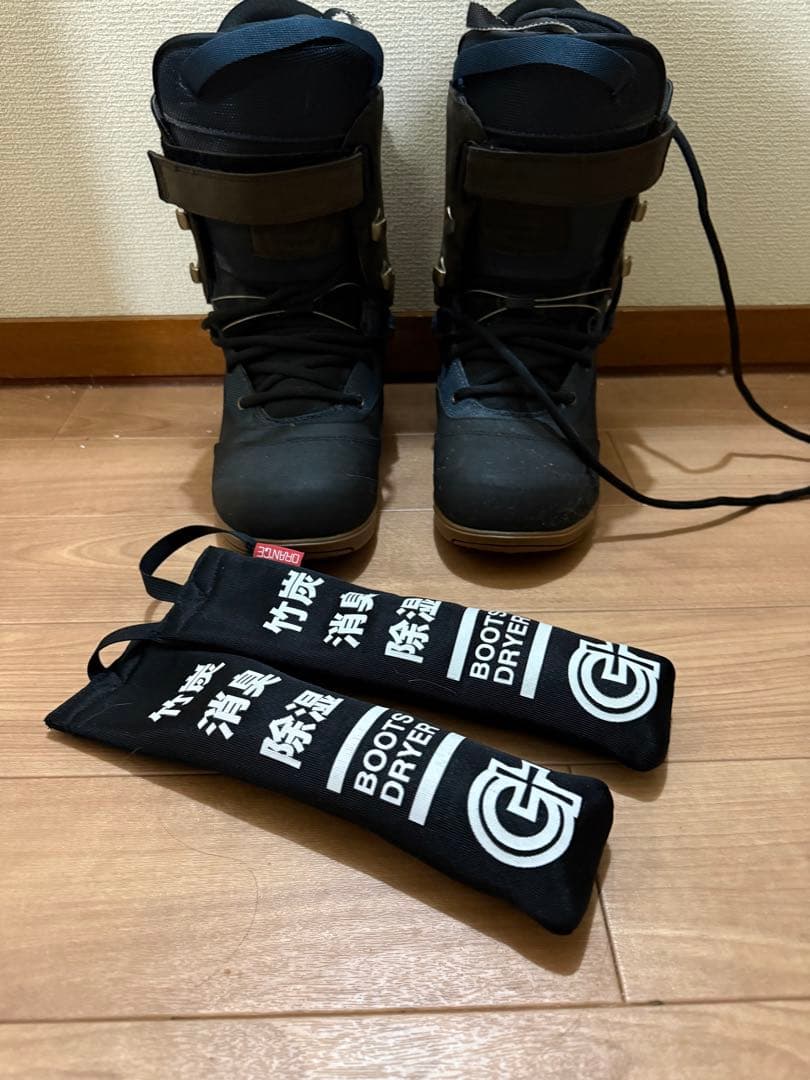 ディーラックス　アースリン　26.5.cm