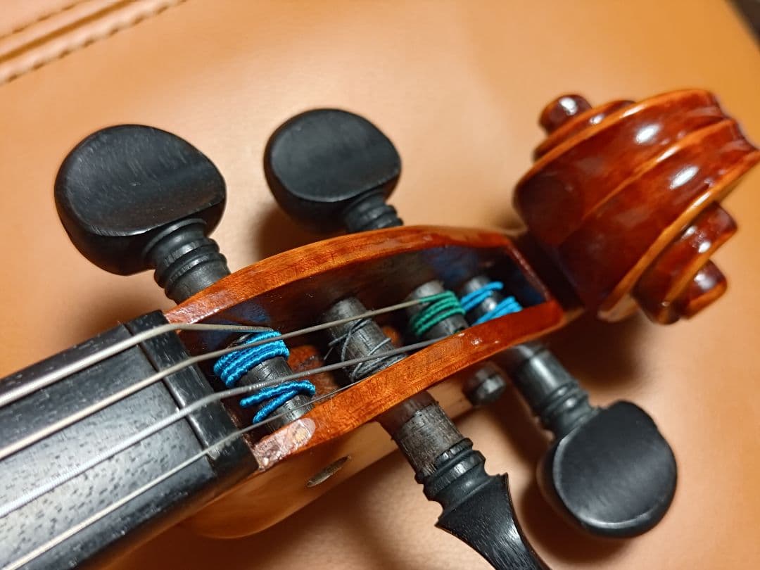 Suzuki 鈴木 バイオリン No.300 4/4 + T.Sugito 弓