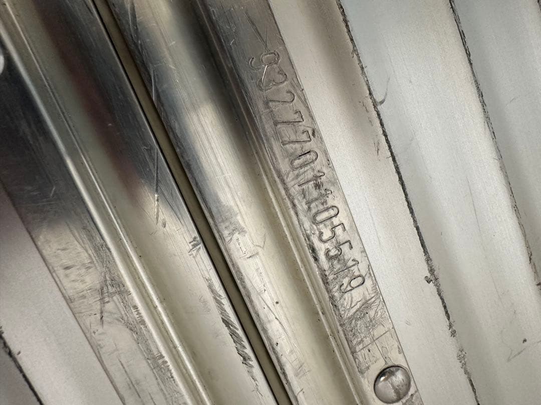 リモワ　トパーズ　104L かなり使い込んでます！