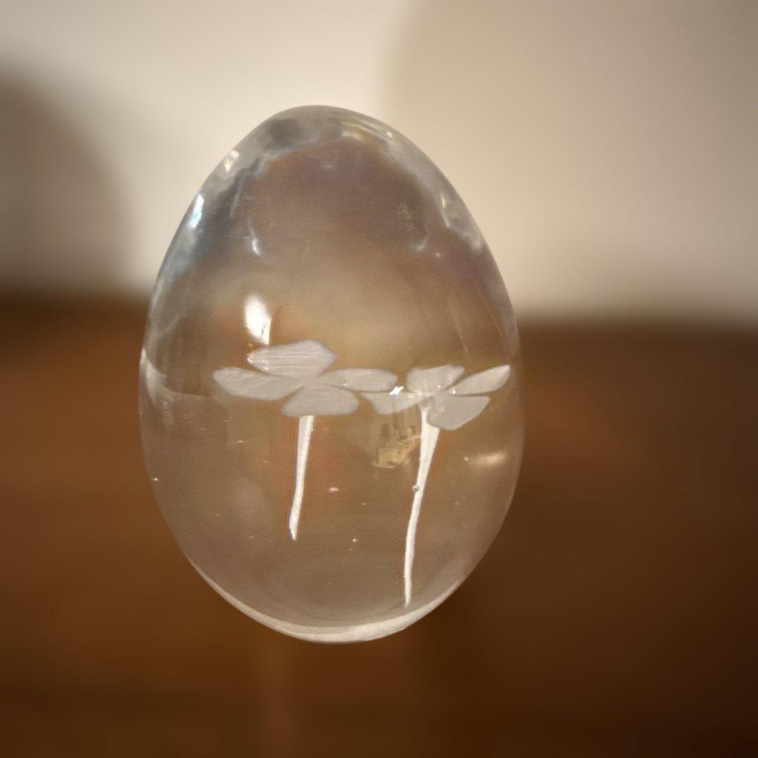 イイノナホ　ペーパーウエイト 白クローバーカップル clover couple