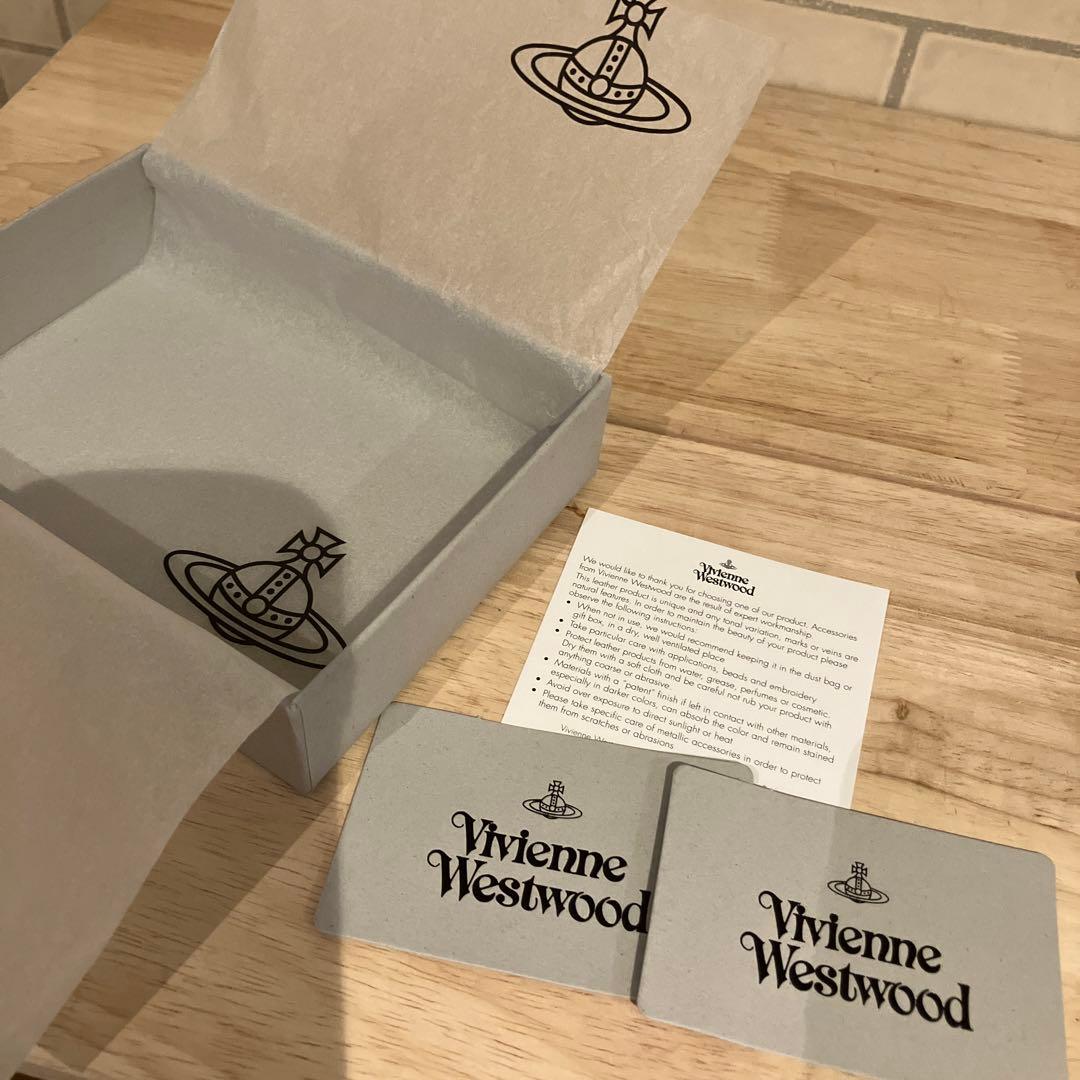 ❤️新品❤️Vivinne Westwood チェック柄がま口三つ折り財布　オーブ