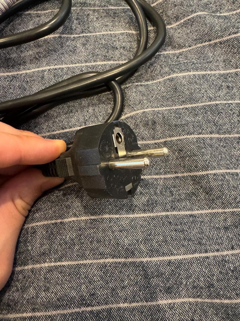 新品・未使用 Dell U2520D モニター 本体