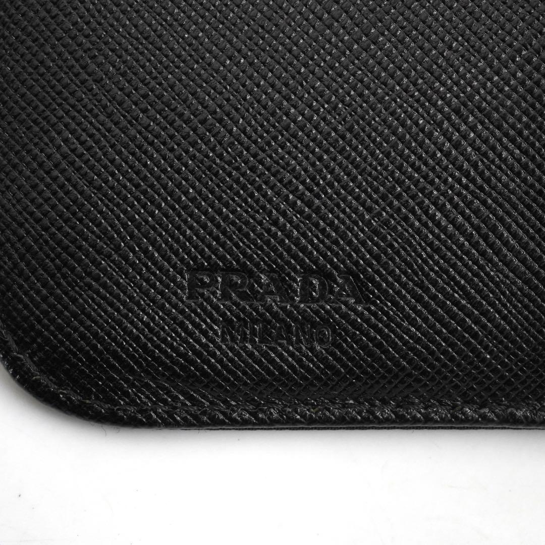 ✨新品未使用・箱保証書付き✨　PRADA ミニ財布　三角プレート　ナイロン