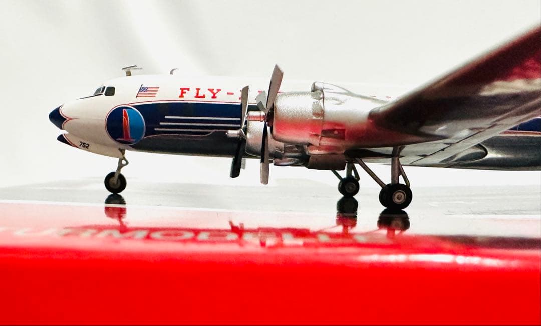 1/200 ダグラスDC-6B フライイースタン航空