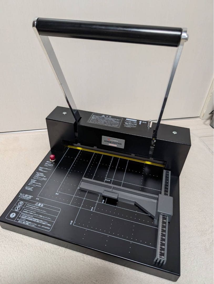 【訳あり】裁断機・STACK CUTTER 黒
