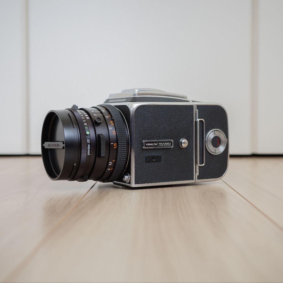 フィルムカメラ 500C/M + Planar T* CF 80mm F2.8