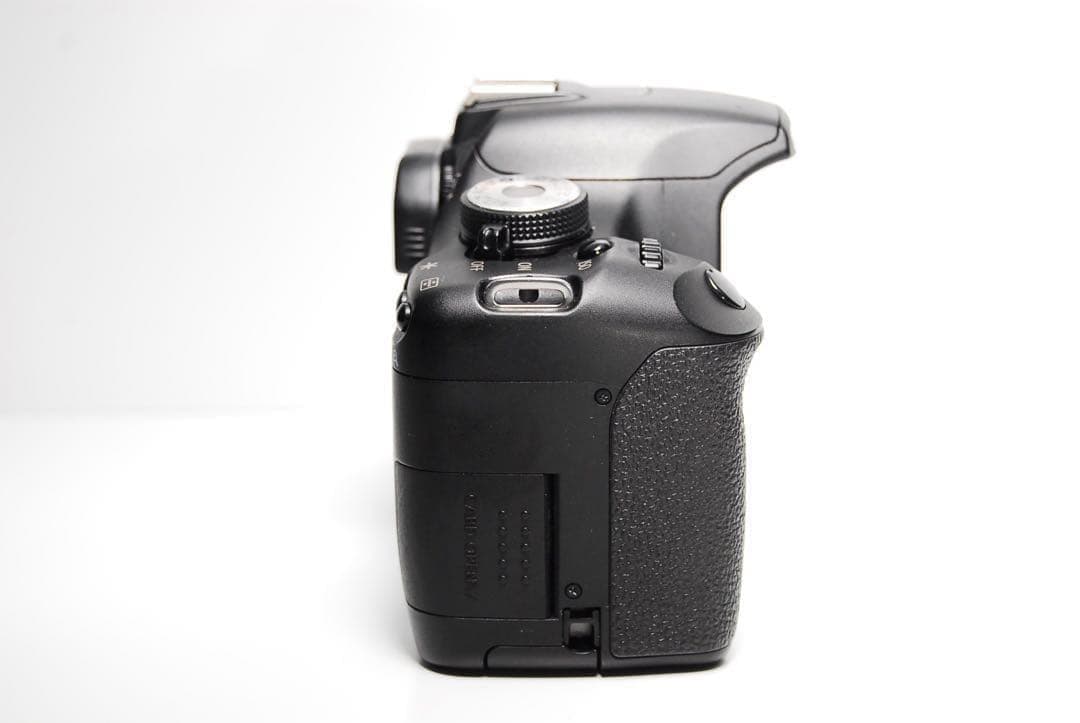 ☘️コスパ超最強☘️ Canon Kiss X3 一眼レフカメラ おまけ豊富！